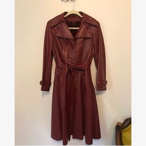 Red genuine leather 70s trench